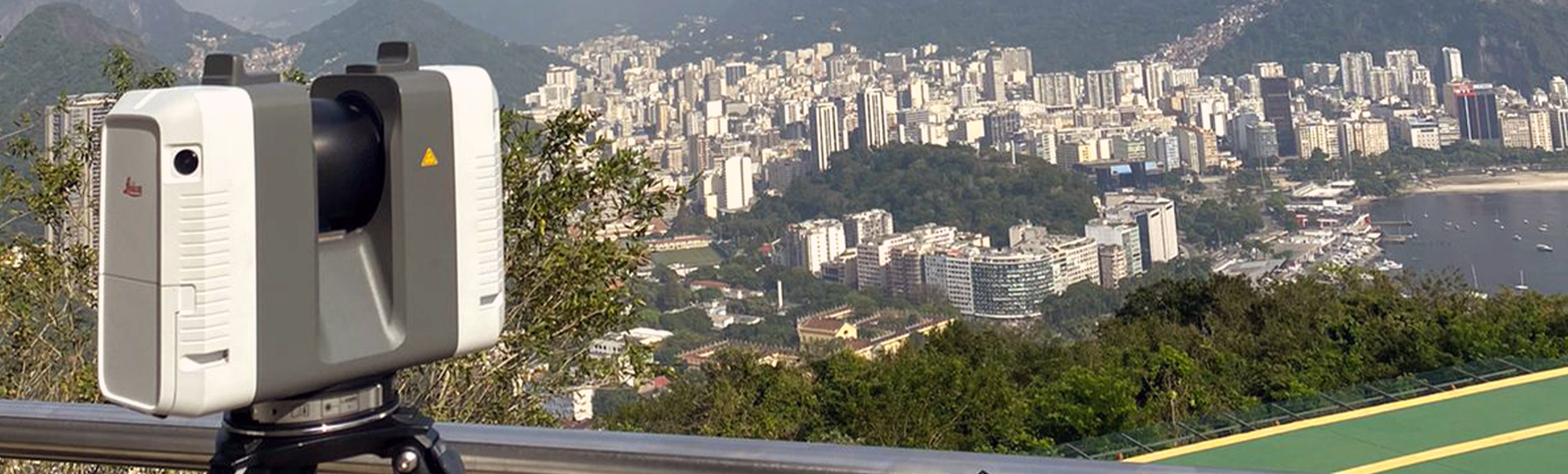 3D Laser Scanning company Futuro 3D scans with the Leica RTC360  on Sugar Mountain, Brazil