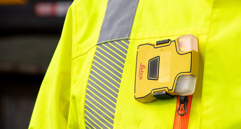 Vagn Madsen wearing the personal alert tag on the construction site at Mercantec in Ulfborg