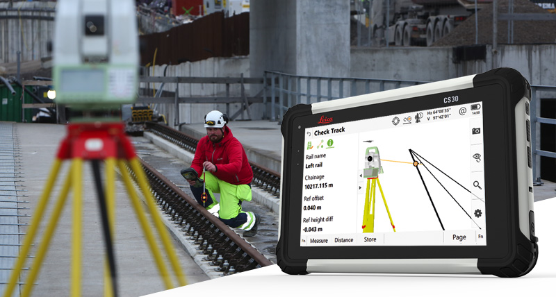 Thumbnail image of surveyor checking tracks with MS60 scanning total station and CS30 field controller showing a Leica Captivate field sofware Rail App screenshot.