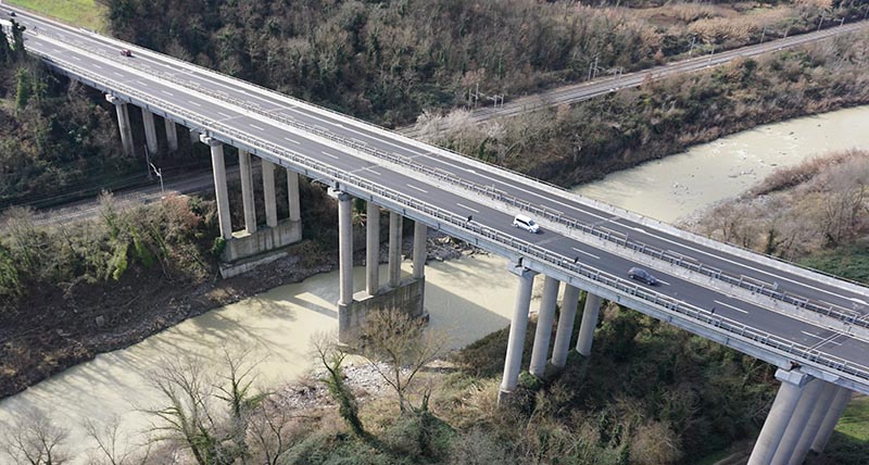 Using UAV for bridge inspection